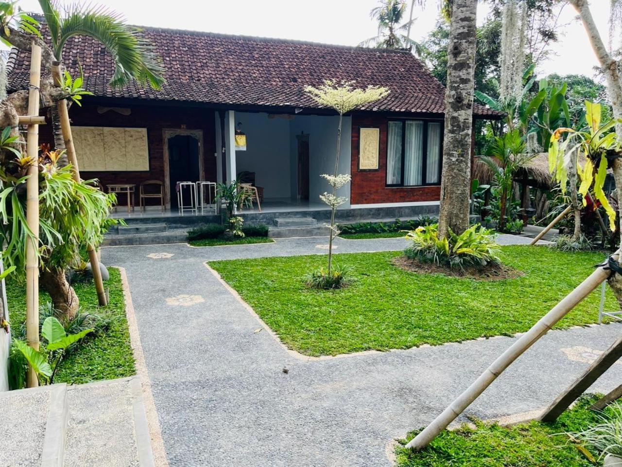 Yasa Backpackers House Albergue Ubud Exterior foto